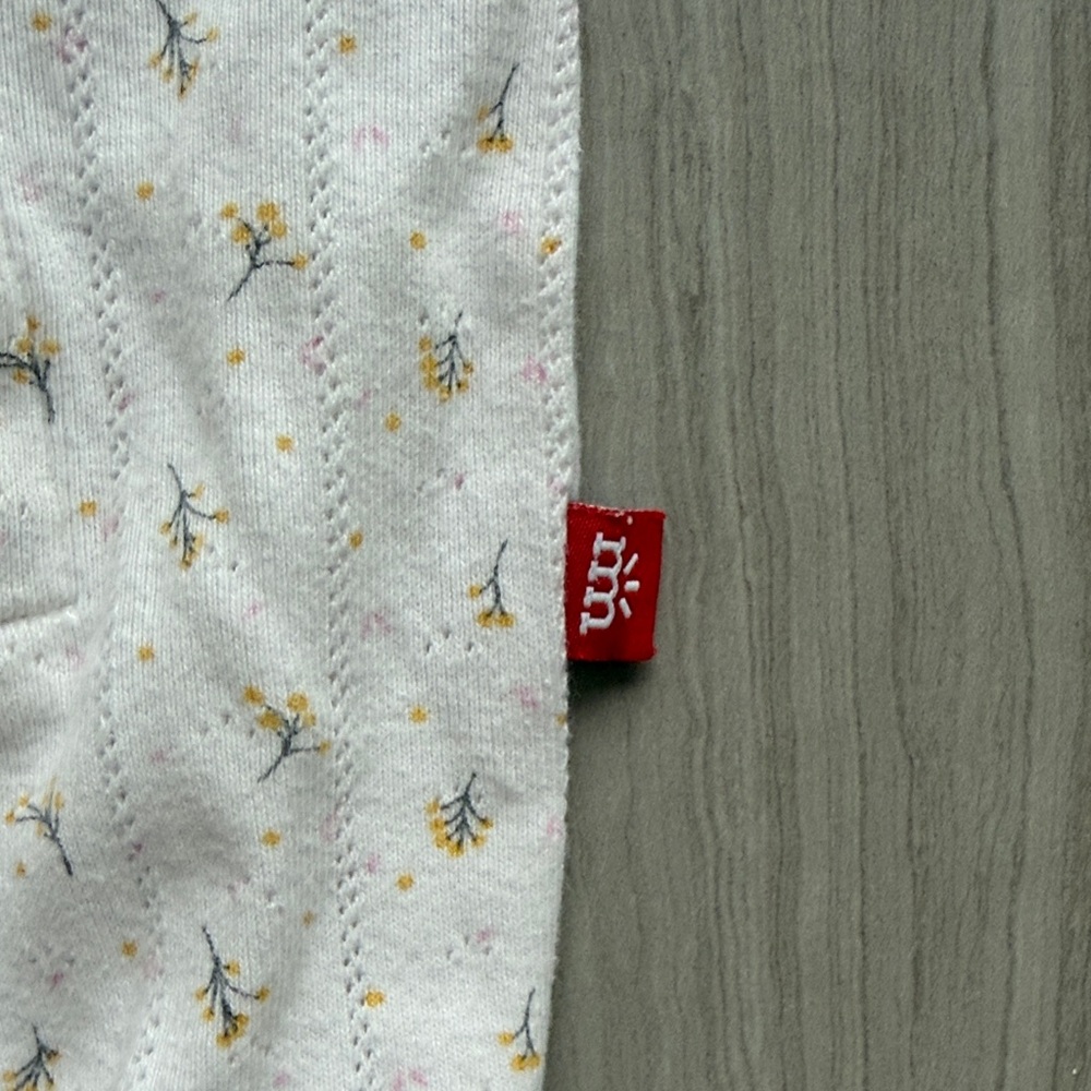 Magnetic Me White and Gold Baby Footie - Picture 5 of 7